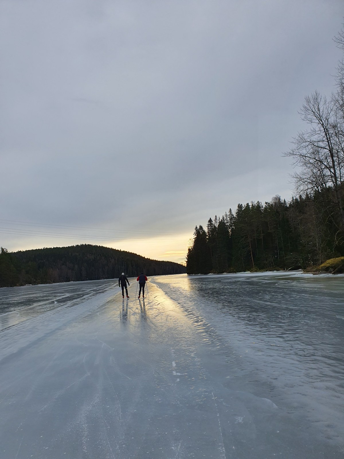 To blå knær og et fornøyd&nbsp;hode!